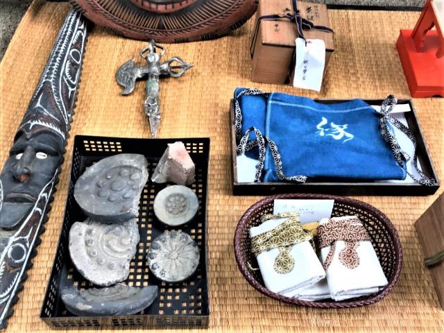 6/6(日) 上野総社神社で「骨董お宝市」開催！