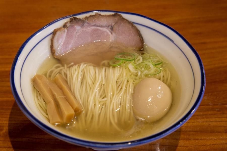 地鶏らーめん翔鶴