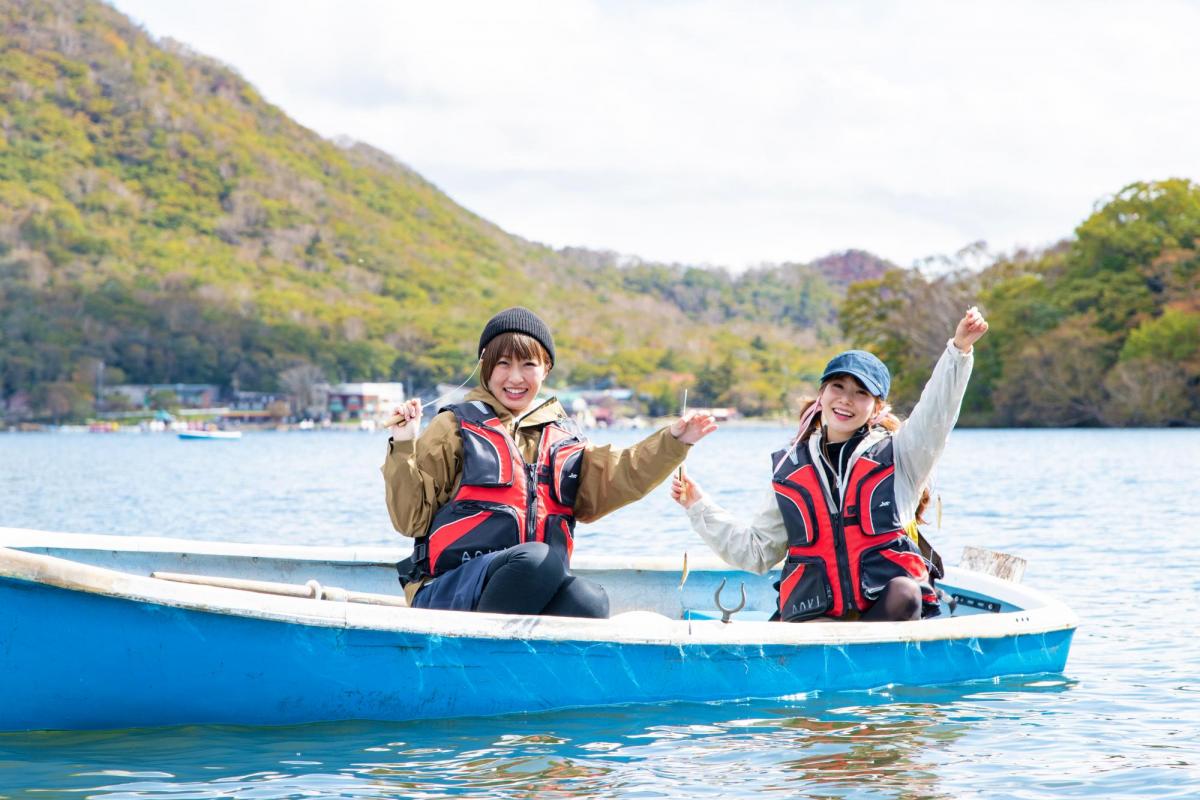 赤城山名物「ワカサギ釣り」