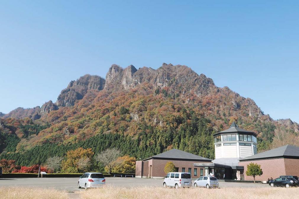 妙義山