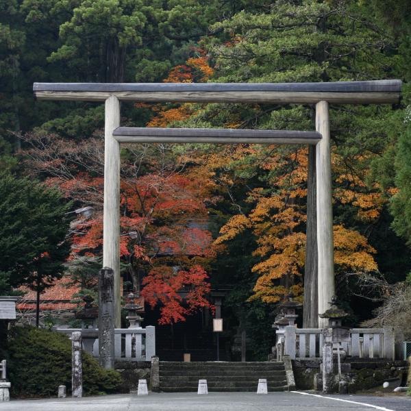 赤城神社・三夜沢町2