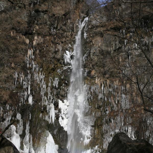 滝沢の不動滝4