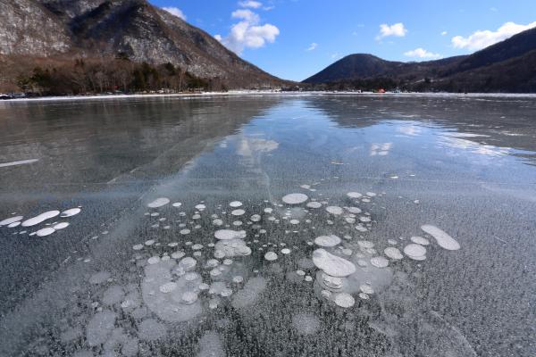 赤城山・大沼・アイスバブル1